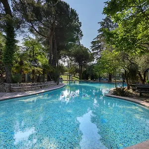marco-polo-lake-garda.hotelinveneto.com/