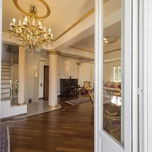 https://villa-puccini-bed-breakfast.it-lombardy.com