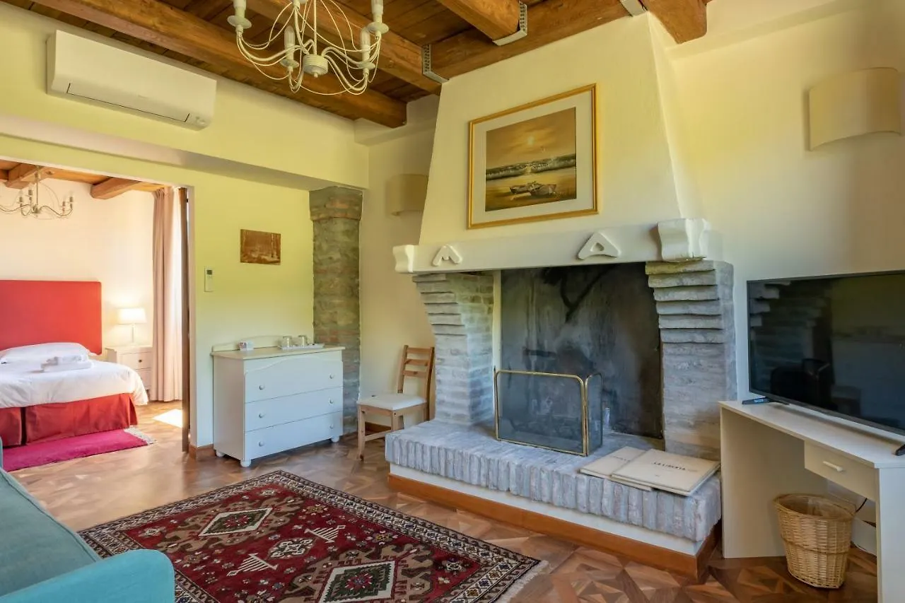 Bed and Breakfast La Quercia Sasso Marconi 2*,  Italia